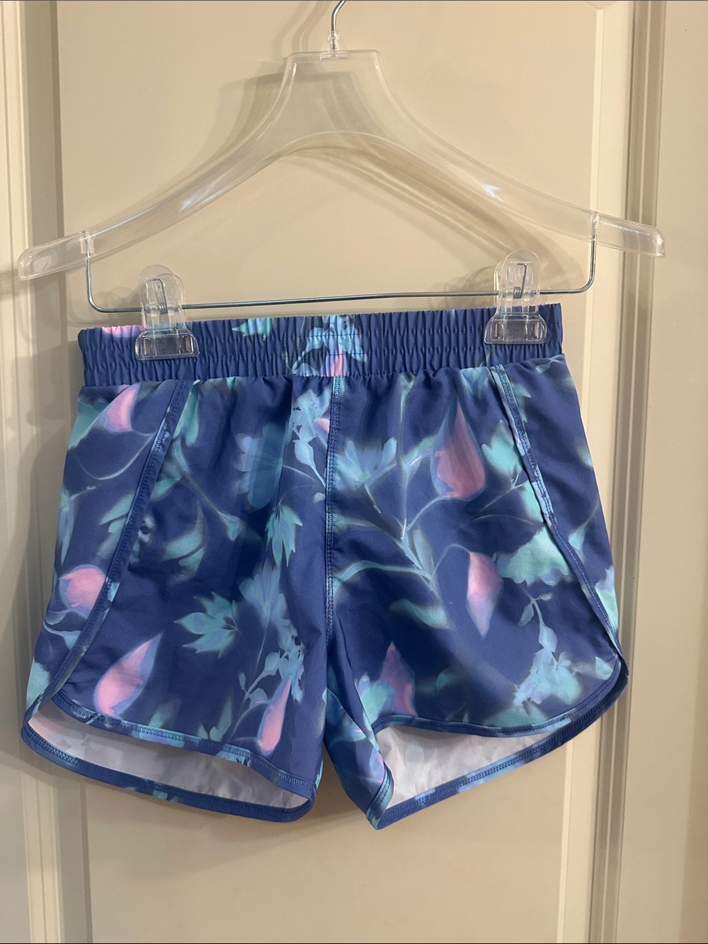All In Motion Girls Floral Print Athletic Shorts in Purple & Pink - Size 10/12